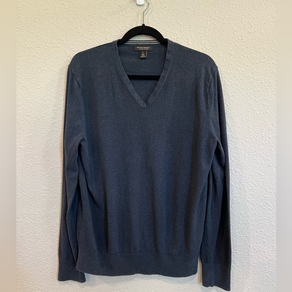 Banana Republic Other - Banana Republic Luxury Blend silk cashmere vneck sweater blue size Large